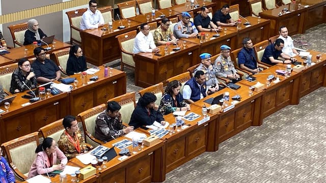 Polda Metro Jaya Limpahkan Kasus Penyiraman Andrie Yunus ke Puspom TNI Polda Metro Jaya Limpahkan Kasus Penyiraman Andrie Yunus ke Puspom TNI