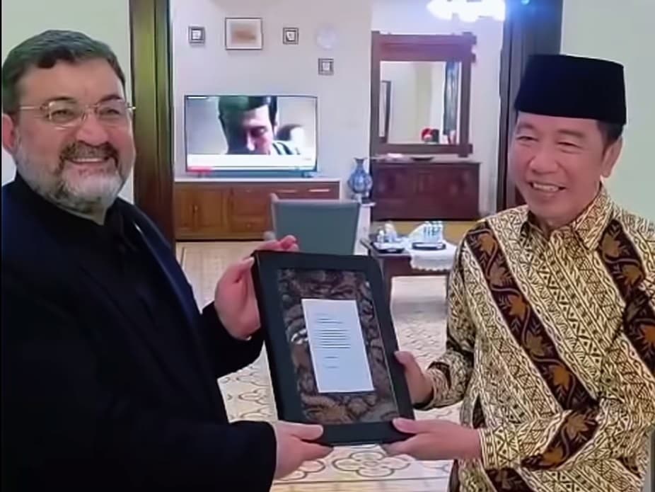 Dubes Iran Sambangi Kediaman Jokowi di Solo, Bahas Apa? Dubes Iran Sambangi Kediaman Jokowi di Solo, Bahas Apa?