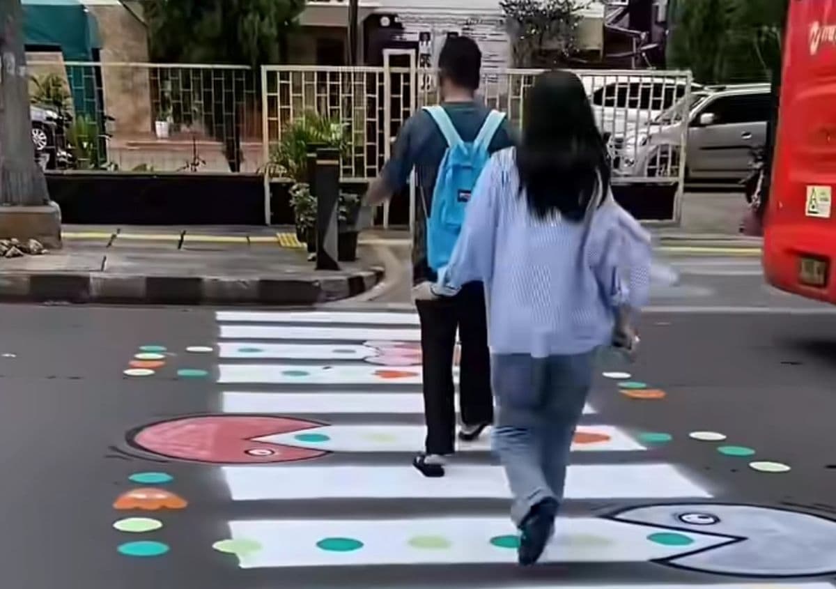 Viral Zebra Cross Pac-Man, DPRD DKI Minta Pemprov Rangkul Kreativitas Warga Viral Zebra Cross Pac-Man, DPRD DKI Minta Pemprov Rangkul Kreativitas Warga