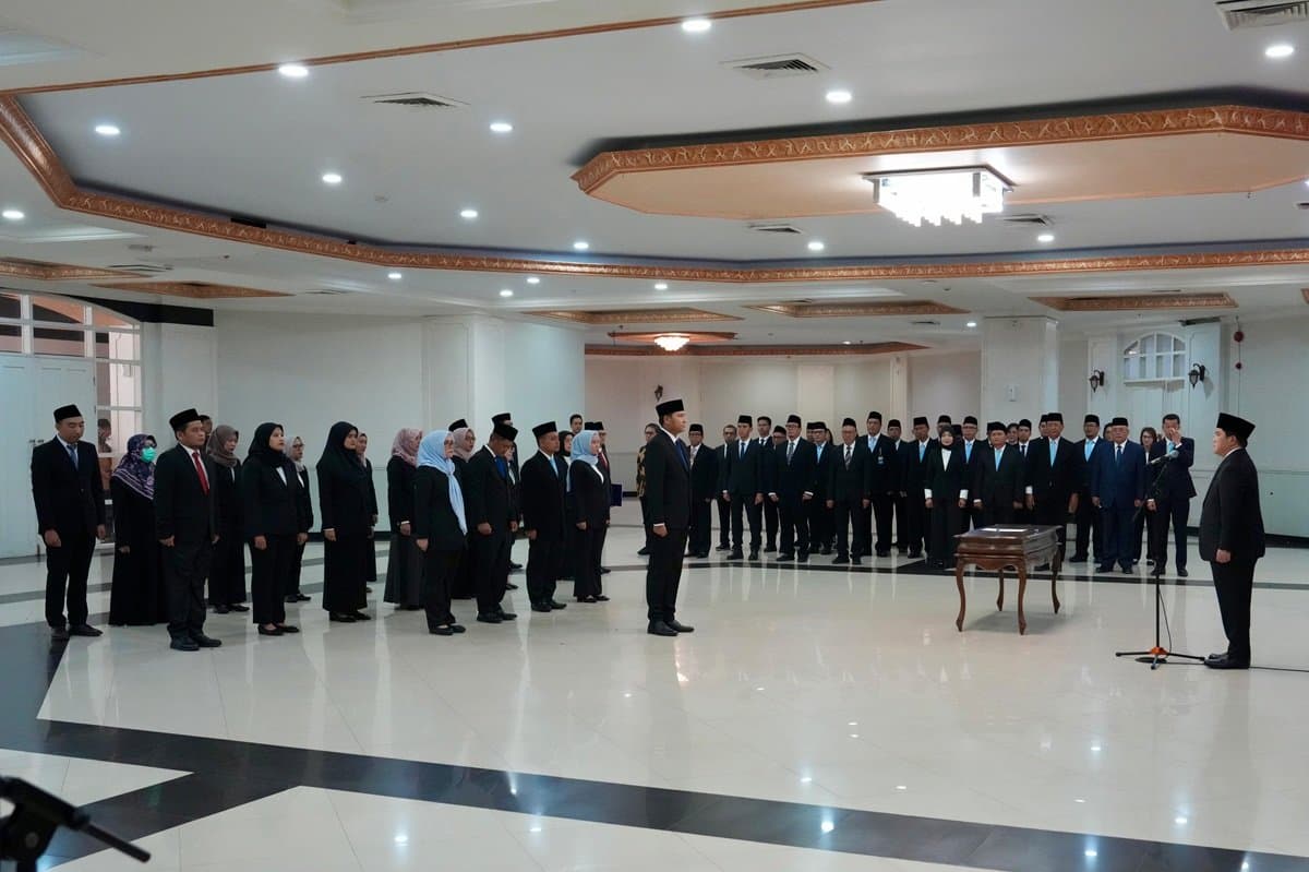 Lantik Pejabat Tinggi Kemenpora, Erick Thohir: Bentuk Komitmen Serius Transformasi Lantik Pejabat Tinggi Kemenpora, Erick Thohir: Bentuk Komitmen Serius Transformasi