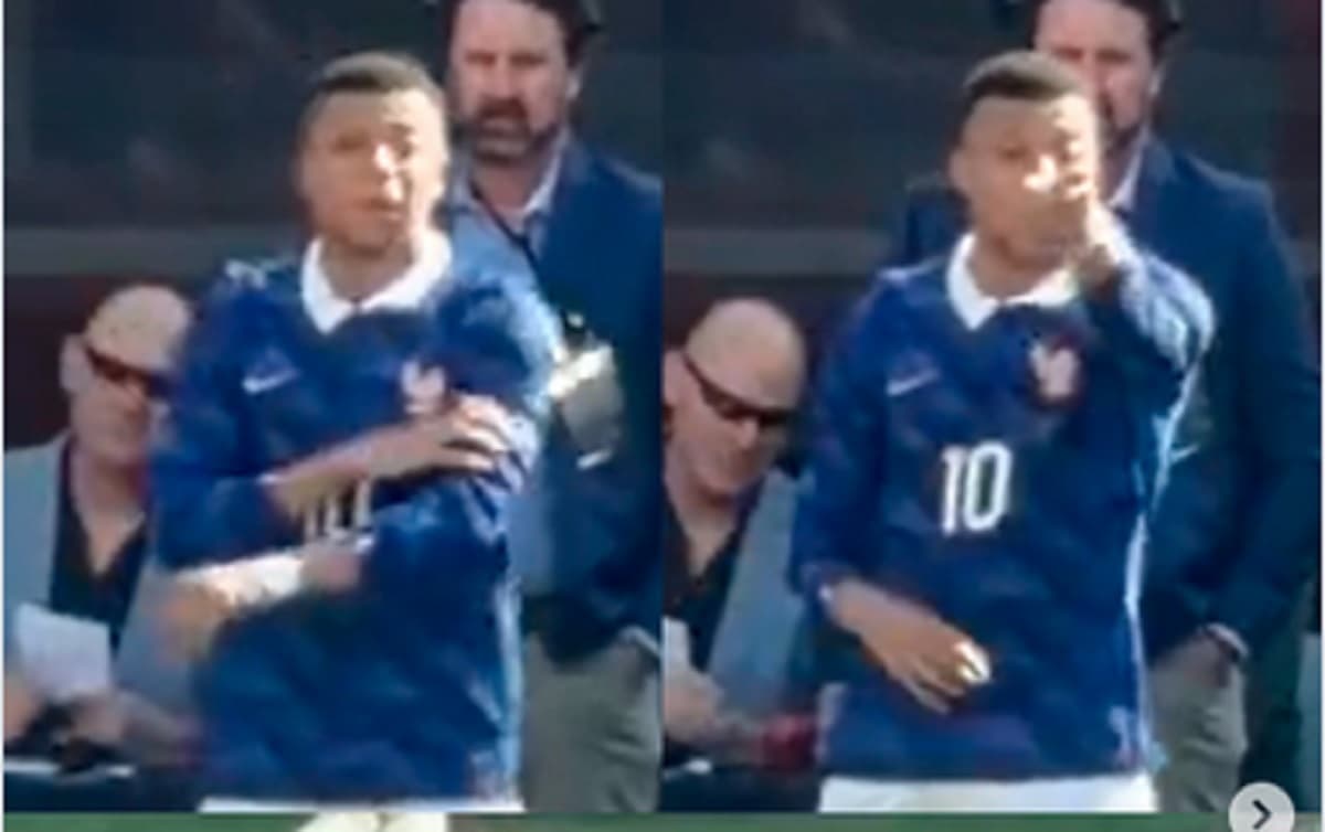 Rasa Tak Hormat Kylian Mbappe, Suruh Rayan Cherki Ambil Ban Kapten Timnas Prancis dari NGolo Kante Rasa Tak Hormat Kylian Mbappe, Suruh Rayan Cherki Ambil Ban Kapten Timnas Prancis dari NGolo Kante