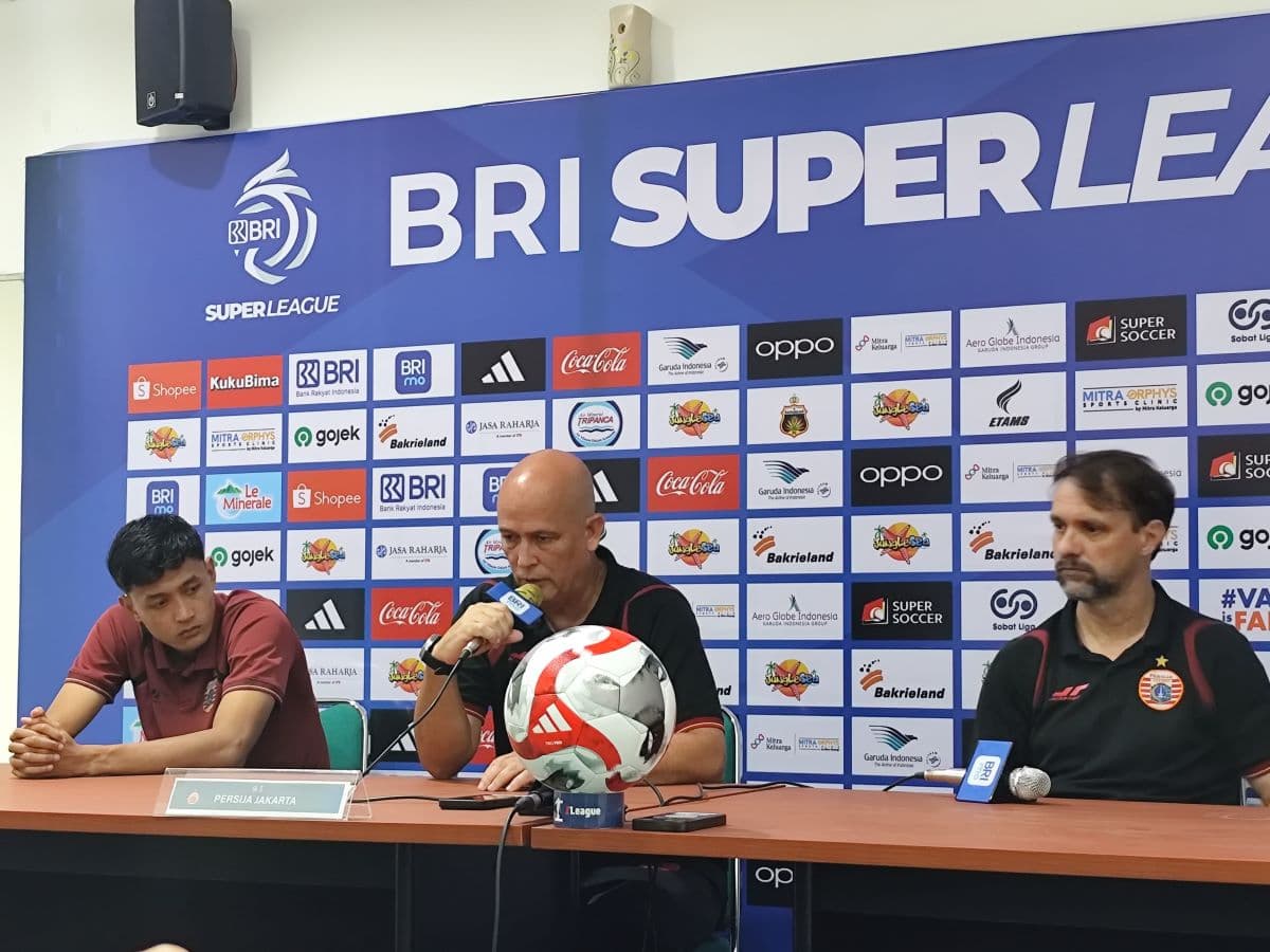 Mauricio Souza Kritisi Kartu Merah Jordi Amat di Laga Bhayangkara FC vs Persija Jakarta Mauricio Souza Kritisi Kartu Merah Jordi Amat di Laga Bhayangkara FC vs Persija Jakarta