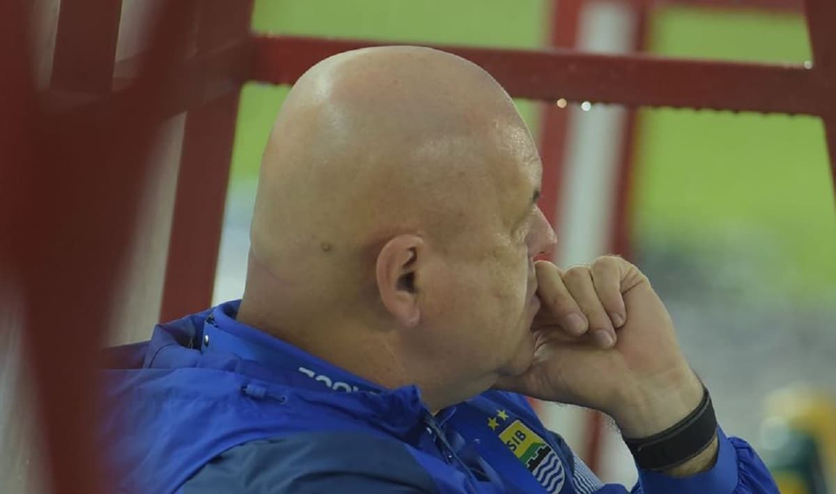Penyebab Persib Bandung Kesulitan saat Menang 2-0 atas Semen Padang di Pekan Ke-26 Super League 2025-2026 Penyebab Persib Bandung Kesulitan saat Menang 2-0 atas Semen Padang di Pekan Ke-26 Super League 2025-2026