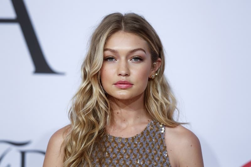 Gigi Hadid Beri Jawaban Menohok Usai Namanya Muncul di Epstein Files Gigi Hadid Beri Jawaban Menohok Usai Namanya Muncul di Epstein Files