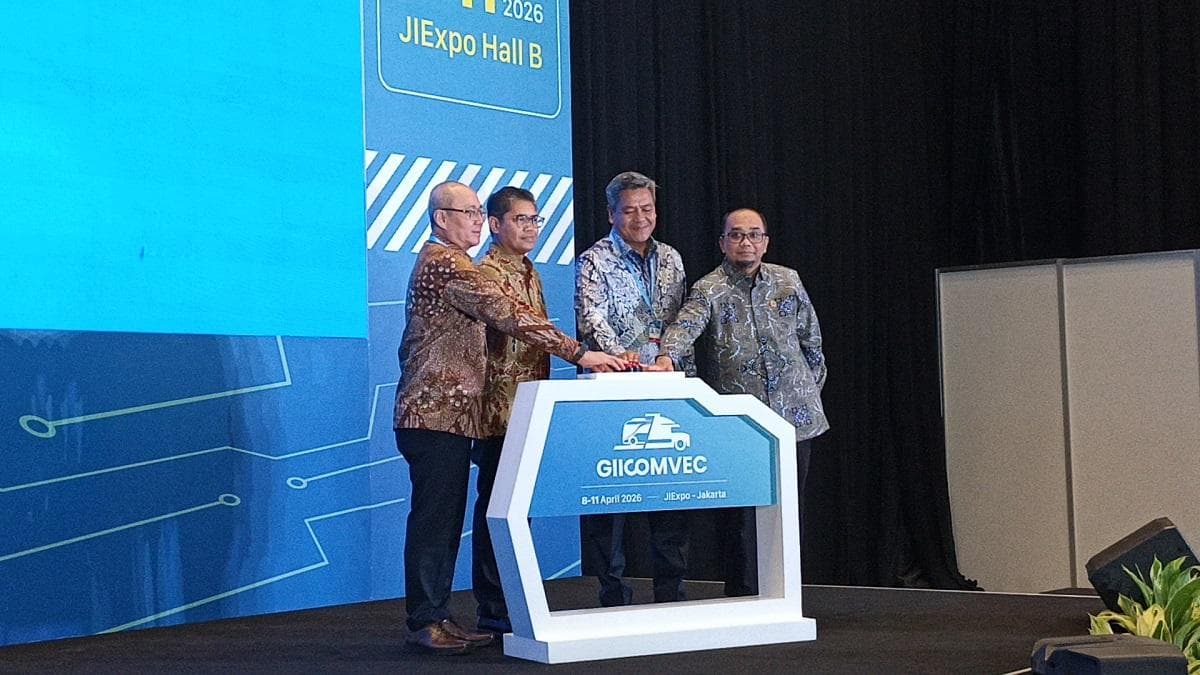 GIICOMVEC 2026 Resmi Dibuka, GAIKINDO Tekankan Peran Vital Industri Kendaraan Komersial GIICOMVEC 2026 Resmi Dibuka, GAIKINDO Tekankan Peran Vital Industri Kendaraan Komersial