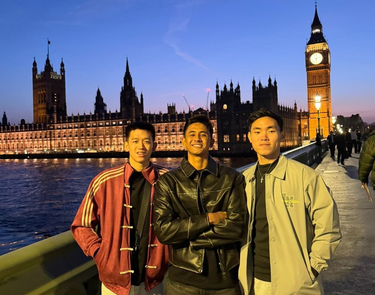 Kisah Persahabatan Pebulu Tangkis Alwi Farhan dengan Nikolaus Joaquin dan Raymond Indra, Sampai Dijuluki Trio Gebrak Kisah Persahabatan Pebulu Tangkis Alwi Farhan dengan Nikolaus Joaquin dan Raymond Indra, Sampai Dijuluki Trio Gebrak