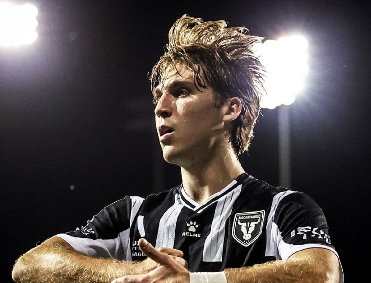 Media Vietnam Pantau Langkah PSSI Naturalisasi Luke Vickery: Berlian Muda A-League untuk Timnas Indonesia Media Vietnam Pantau Langkah PSSI Naturalisasi Luke Vickery: Berlian Muda A-League untuk Timnas Indonesia