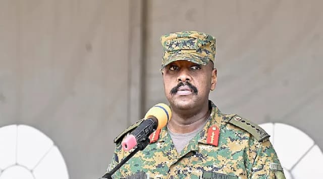 Pimpinan Militer Uganda Ancam Turki, Tuntut USD 1 Miliar dan Perempuan Tercantik sebagai Istri Pimpinan Militer Uganda Ancam Turki, Tuntut USD 1 Miliar dan Perempuan Tercantik sebagai Istri