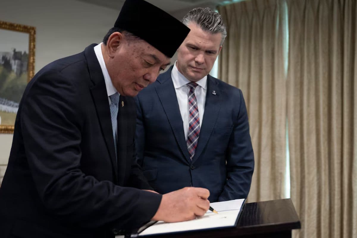 Bertemu Menteri Perang AS, Menhan Sjafrie Jalin Kerja Sama Pertahanan Utama! Bertemu Menteri Perang AS, Menhan Sjafrie Jalin Kerja Sama Pertahanan Utama!