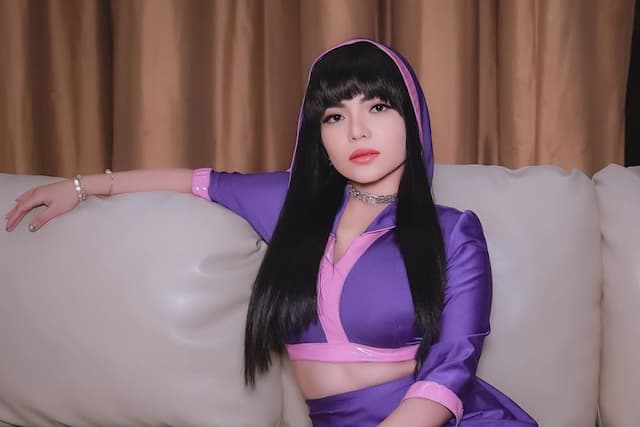 Dinar Candy Trauma dengan Pria Posesif, Akui Lebih Nyaman Menjomlo Dinar Candy Trauma dengan Pria Posesif, Akui Lebih Nyaman Menjomlo