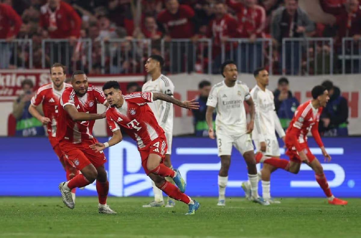 Real Madrid Ditekuk Bayern Munich 3-4, Alvaro Arbeloa: Kartu Merah Jadi Pembeda Real Madrid Ditekuk Bayern Munich 3-4, Alvaro Arbeloa: Kartu Merah Jadi Pembeda