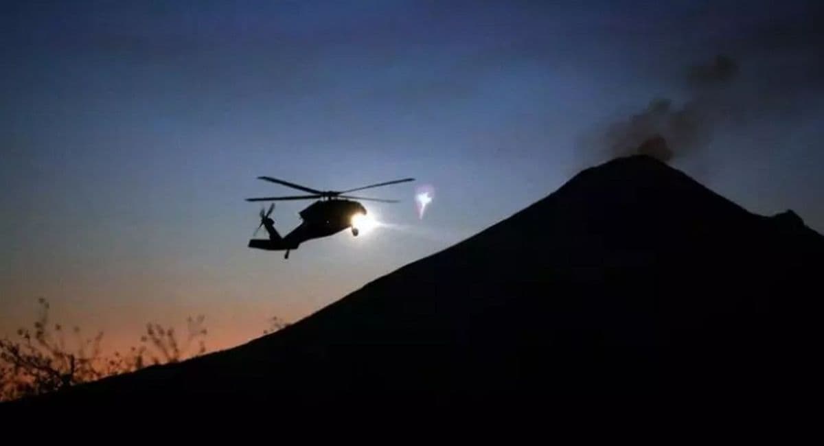 Helikopter PK-CFX Hilang Kontak di Kalbar, Ini Daftar Penumpangnya Helikopter PK-CFX Hilang Kontak di Kalbar, Ini Daftar Penumpangnya