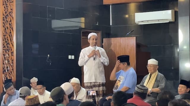 Pengajian 40 Harian Vidi Aldiano Diisi Tausyiah hingga Pembacaan Yasin Pengajian 40 Harian Vidi Aldiano Diisi Tausyiah hingga Pembacaan Yasin