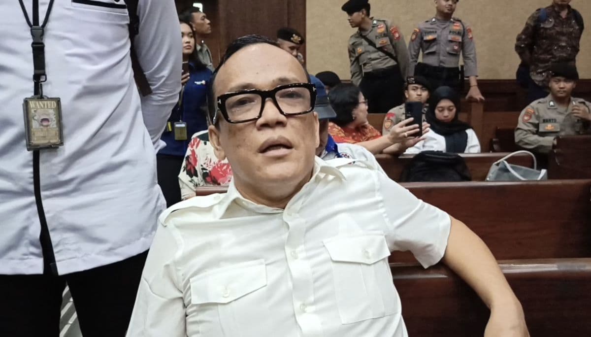 Bobby 'Sultan Kemnaker' Ungkap Noel Minta Rp1 Miliar untuk Operasional Bobby 'Sultan Kemnaker' Ungkap Noel Minta Rp1 Miliar untuk Operasional