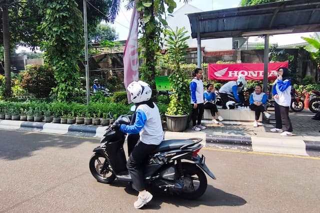 4 Hal yang Patut Diperhatikan Pengendara Motor Perempuan 4 Hal yang Patut Diperhatikan Pengendara Motor Perempuan