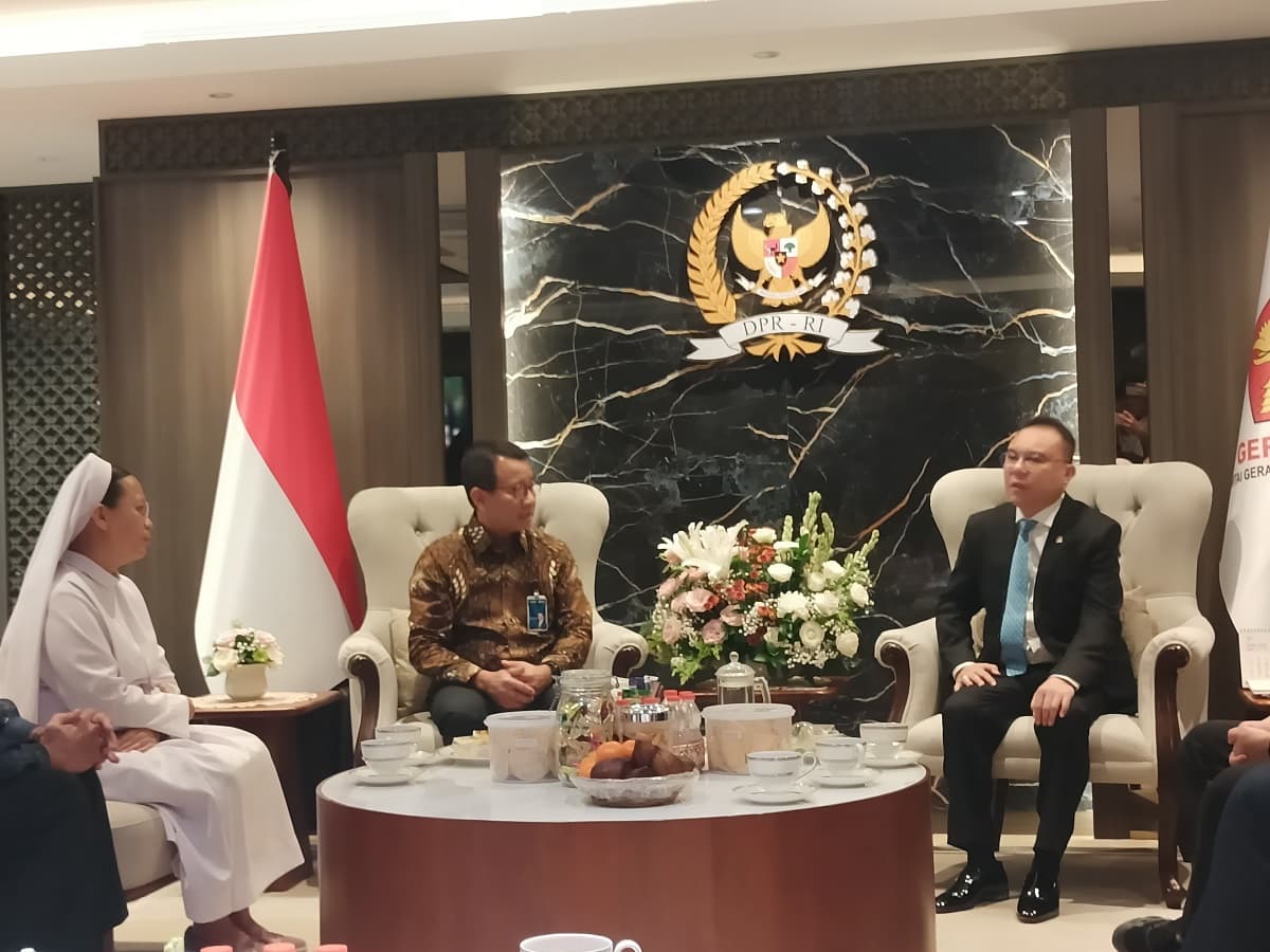 Dasco Panggil Dirut BNI dan Gereja Aek Nabara, Bahas Kasus Penggelapan Dana Rp28 Miliar Dasco Panggil Dirut BNI dan Gereja Aek Nabara, Bahas Kasus Penggelapan Dana Rp28 Miliar