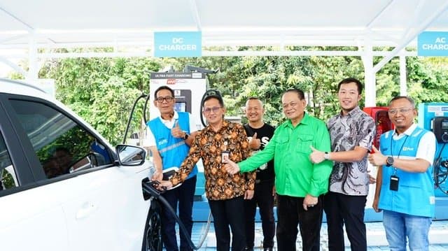 Infrastruktur EV di Ibu Kota Makin Lengkap, Pemprov DKI Jakarta Apresiasi PLN Infrastruktur EV di Ibu Kota Makin Lengkap, Pemprov DKI Jakarta Apresiasi PLN