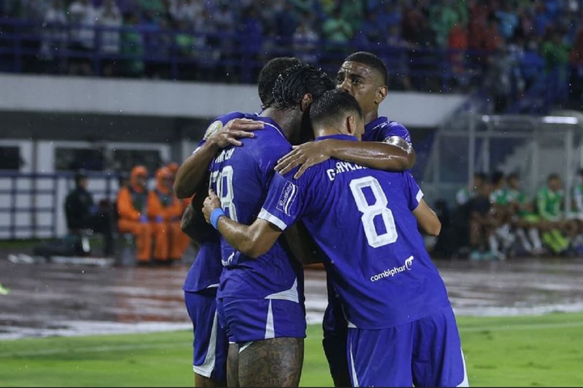 Jelang Persib Bandung vs Arema FC, Aremania Diimbau Tak Datang ke GBLA! Jelang Persib Bandung vs Arema FC, Aremania Diimbau Tak Datang ke GBLA!