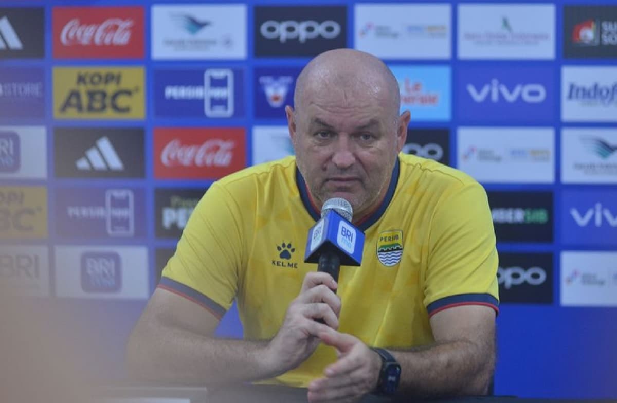 Persib Bandung Jalani 6 Laga Final Super League 2025-2026, Bojan Hodak: Kami Tanpa Tekanan! Persib Bandung Jalani 6 Laga Final Super League 2025-2026, Bojan Hodak: Kami Tanpa Tekanan!