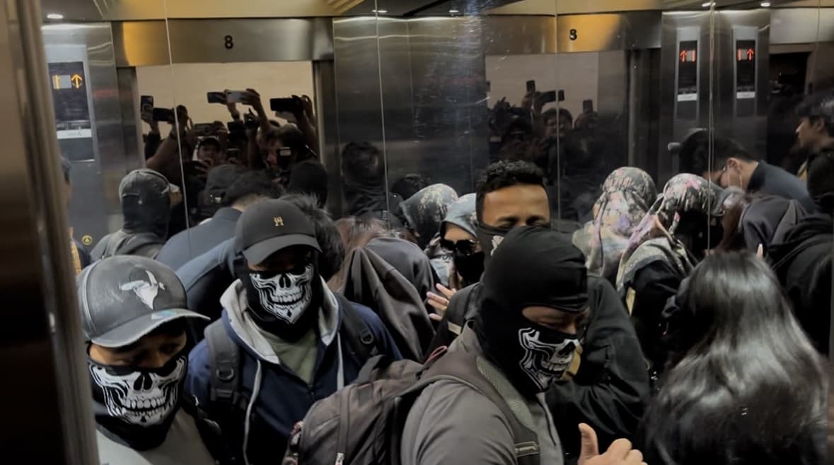 Polisi Tangkap Istri dan Anak Bandar Narkoba Koh Erwin, Sita Rumah hingga Gudang Polisi Tangkap Istri dan Anak Bandar Narkoba Koh Erwin, Sita Rumah hingga Gudang