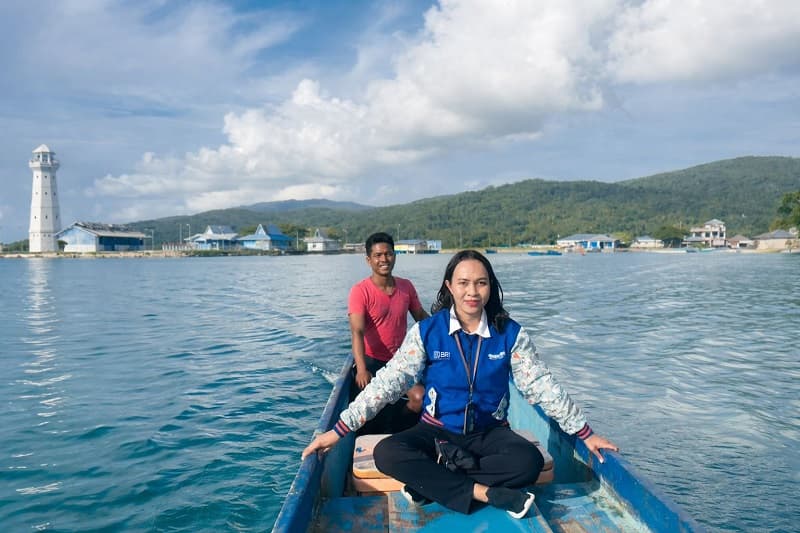 Kartini Tangguh, Kisah Mantri Perempuan BRI Buka Akses Keuangan Masyarakatdi Wilayah 3T Kartini Tangguh, Kisah Mantri Perempuan BRI Buka Akses Keuangan Masyarakatdi Wilayah 3T