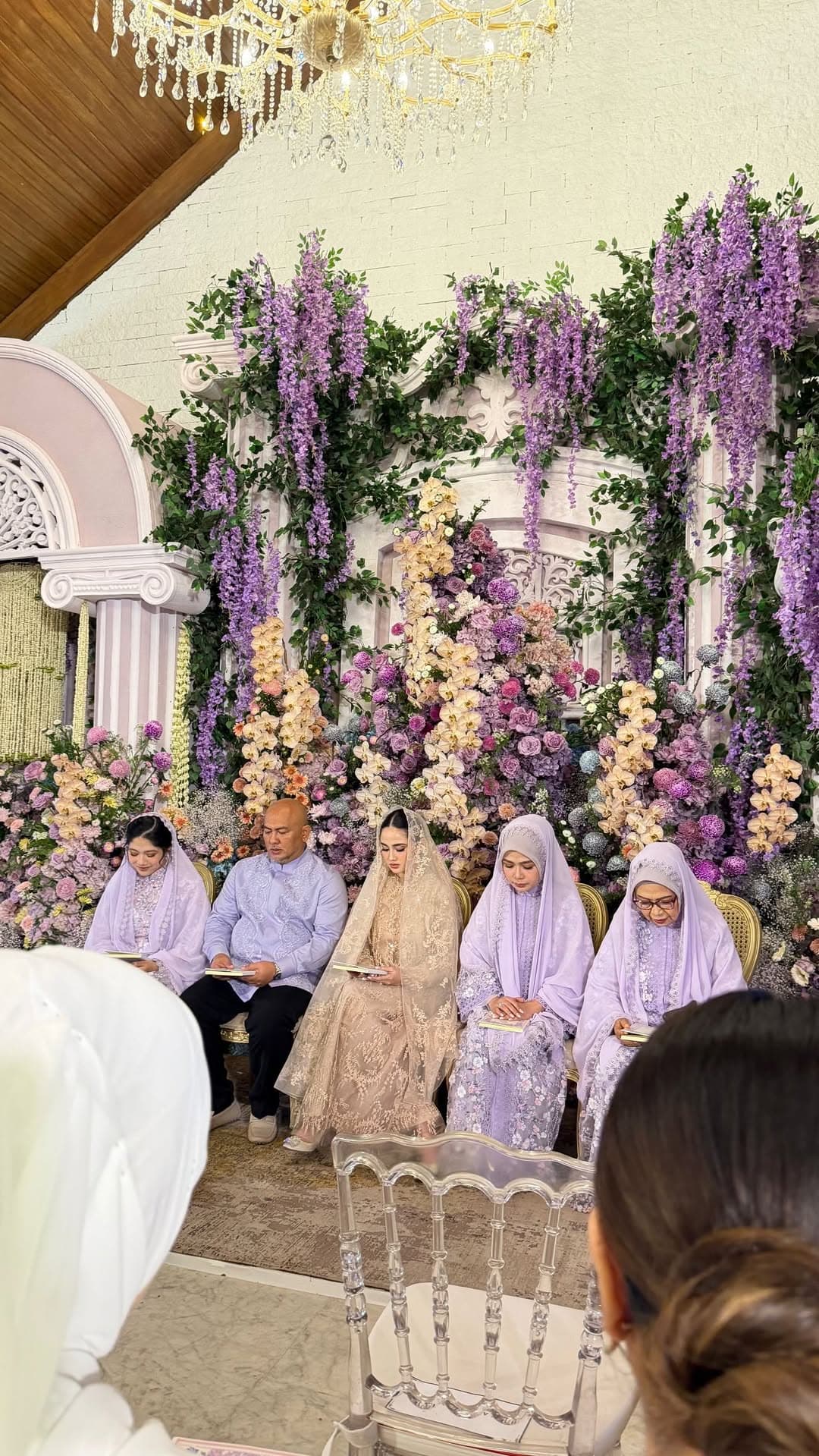 5 Fakta Keluarga Syifa Hadju, Punya Darah Gorontalo 5 Fakta Keluarga Syifa Hadju, Punya Darah Gorontalo