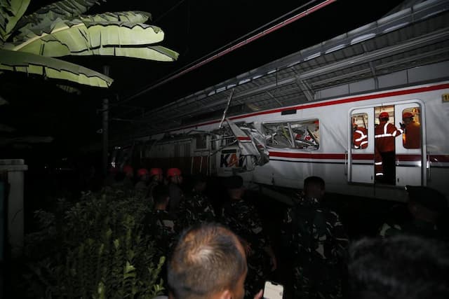 Update Korban KA Argo Bromo Tabrak KRL: 7 Orang Meninggal dan 81 Luka-luka Update Korban KA Argo Bromo Tabrak KRL: 7 Orang Meninggal dan 81 Luka-luka