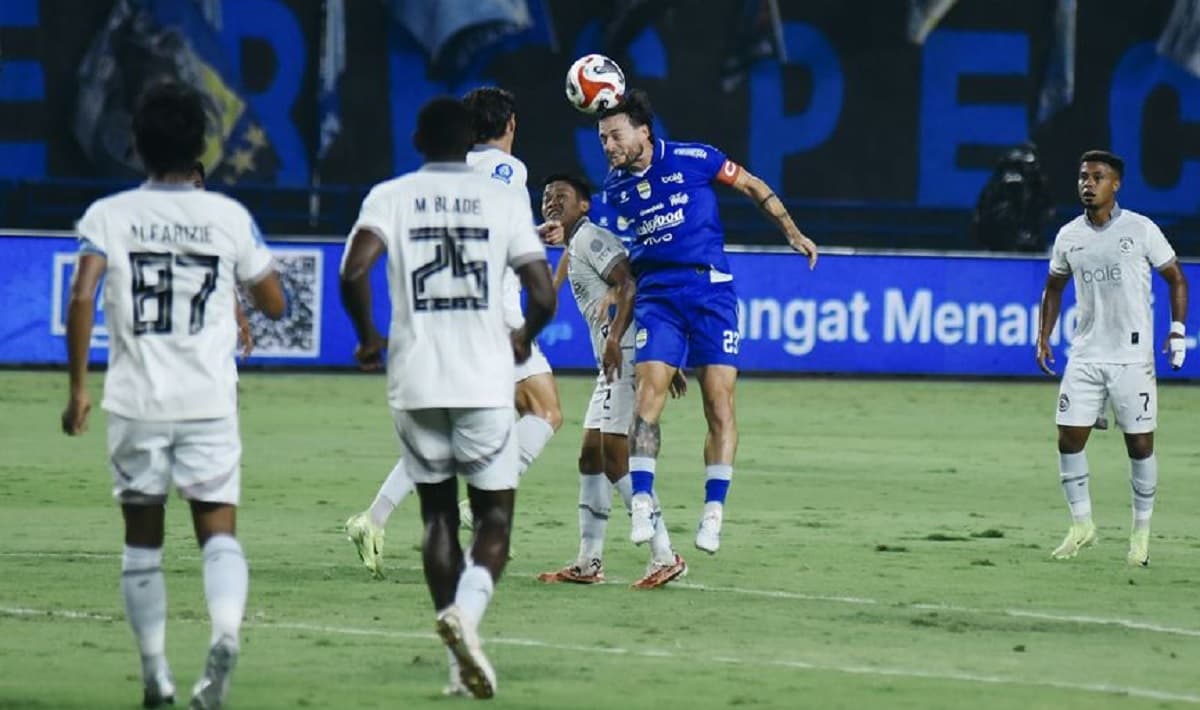 Berkat Persib Bandung dan Borneo FC, Super League Satu-satunya Kompetisi Asia Tenggara yang Sengit hingga Akhir Musim! Berkat Persib Bandung dan Borneo FC, Super League Satu-satunya Kompetisi Asia Tenggara yang Sengit hingga Akhir Musim!