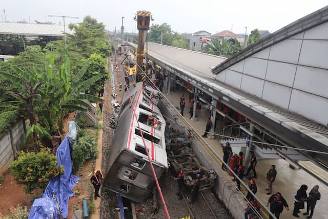 Kecelakaan KA Bekasi Timur, Polisi Ungkap Empat Faktor yang Diselidiki Kecelakaan KA Bekasi Timur, Polisi Ungkap Empat Faktor yang Diselidiki