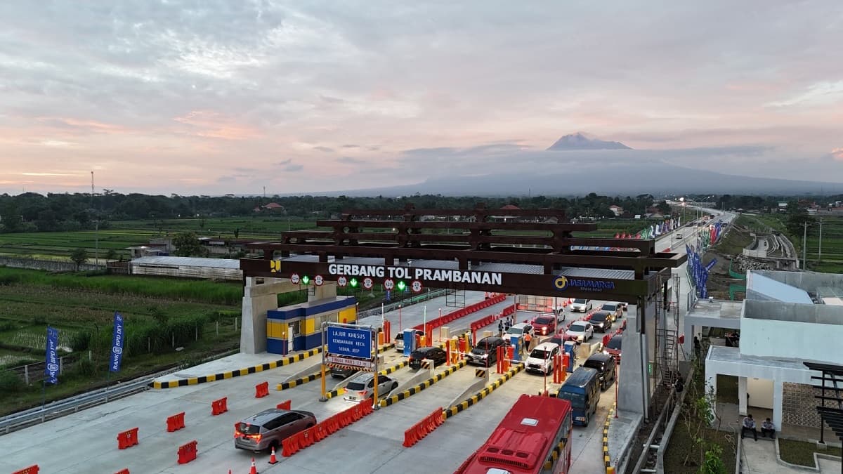Libur Hari Buruh, 181 Ribu Kendaraan Melintas di 3 Ruas Tol Regional Libur Hari Buruh, 181 Ribu Kendaraan Melintas di 3 Ruas Tol Regional