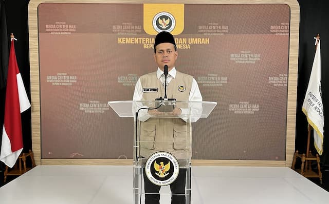 42 Jamaah Calon Haji Ilegal Gagal Berangkat, Kemenhaj : Harus Lewat Jalur Resmi! 42 Jamaah Calon Haji Ilegal Gagal Berangkat, Kemenhaj : Harus Lewat Jalur Resmi!