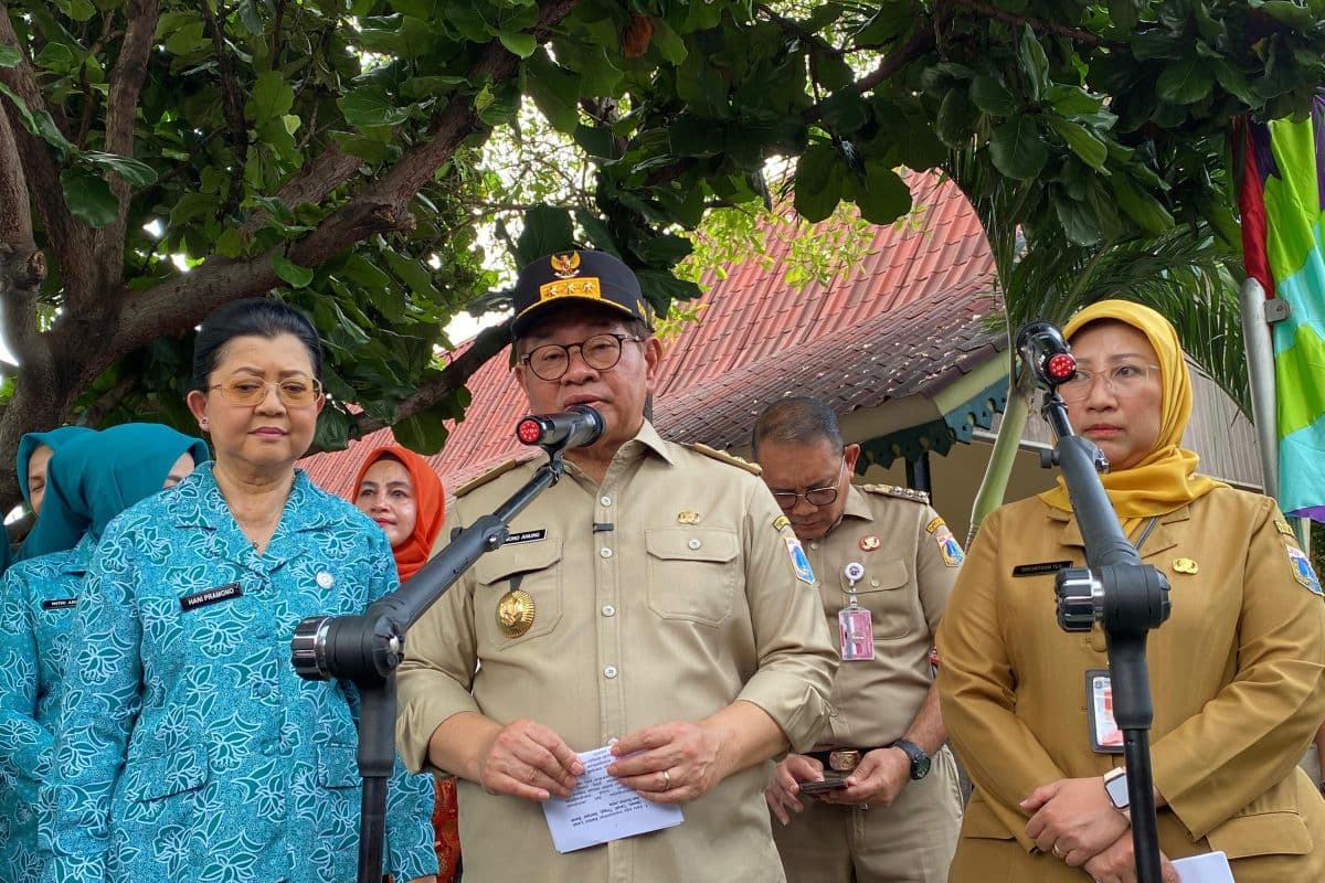 Pramono Dorong Kelurahan Jadi Garda Terdepan Tangani KDRT hingga Perselingkuhan Pramono Dorong Kelurahan Jadi Garda Terdepan Tangani KDRT hingga Perselingkuhan