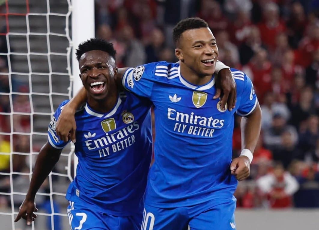 Komitmen Vinicius Jr dan Kylian Mbappe untuk Real Madrid Dipertanyakan, Alvaro Arbeloa Pasang Badan Komitmen Vinicius Jr dan Kylian Mbappe untuk Real Madrid Dipertanyakan, Alvaro Arbeloa Pasang Badan