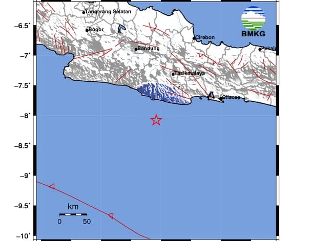 Gempa M4,1 Guncang Pangandaran, Tak Berpotensi Tsunami Gempa M4,1 Guncang Pangandaran, Tak Berpotensi Tsunami