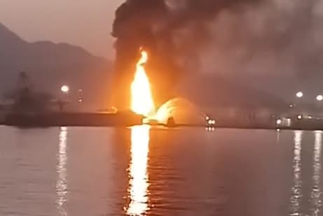 Indonesia Prihatin Serangan ke Kilang Minyak UEA, Berisiko Tingkatkan Ketegangan Indonesia Prihatin Serangan ke Kilang Minyak UEA, Berisiko Tingkatkan Ketegangan