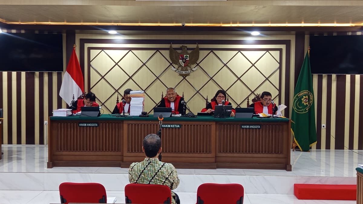 Sidang Banding, Eks Petinggi Pertamina Bantah Kerry Riza Atur Penyewaan Terminal BBM Sidang Banding, Eks Petinggi Pertamina Bantah Kerry Riza Atur Penyewaan Terminal BBM