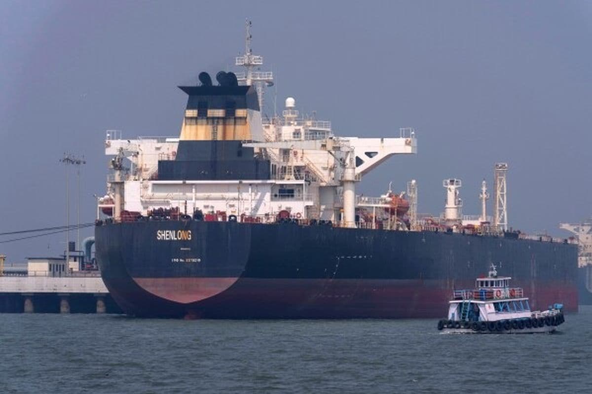 1.500 Kapal Dilaporkan Terjebak di Selat Hormuz Akibat Konflik AS-Israel dengan Iran 1.500 Kapal Dilaporkan Terjebak di Selat Hormuz Akibat Konflik AS-Israel dengan Iran