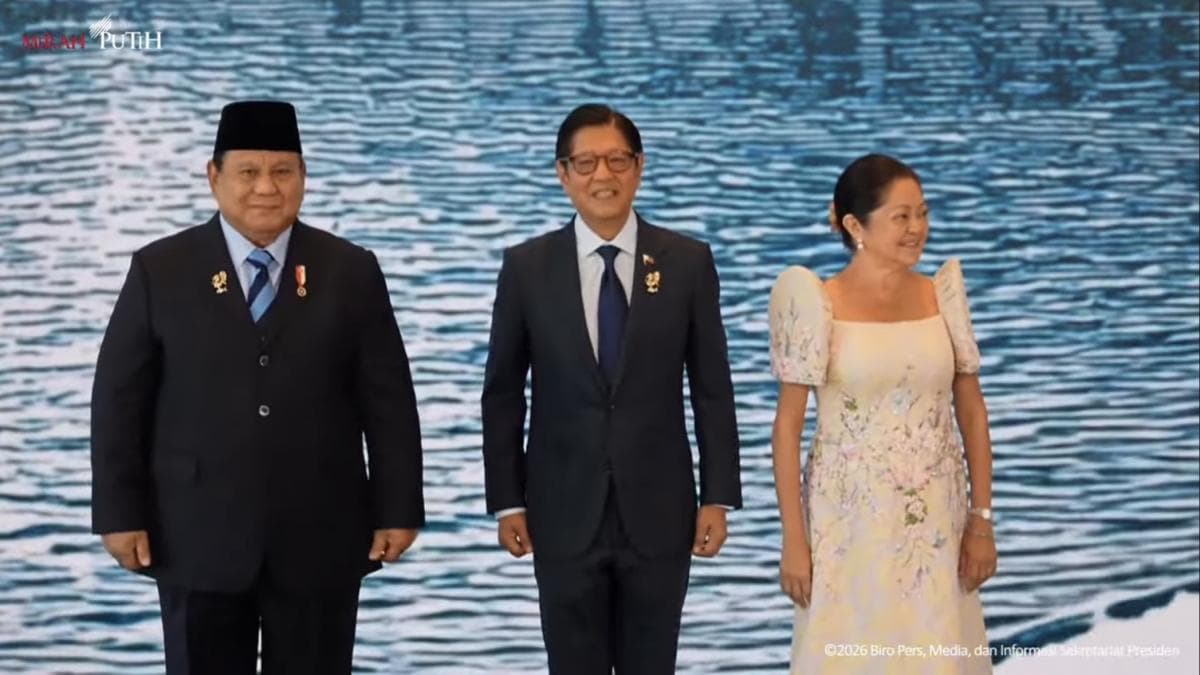 Tiba di KTT ASEAN 2026 Cebu, Prabowo Disambut Hangat Marcos Jr Tiba di KTT ASEAN 2026 Cebu, Prabowo Disambut Hangat Marcos Jr