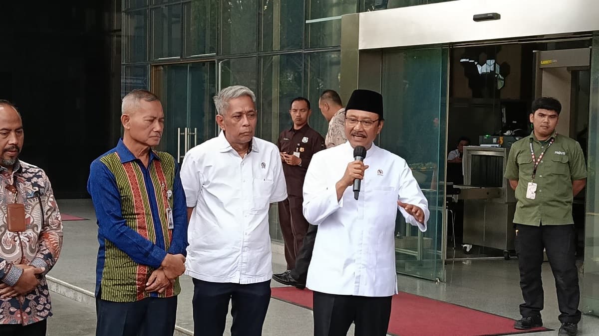 Mensos Konsultasi ke KPK Terkait Pengadaan, Ngaku Banyak Dapat Masukan Mensos Konsultasi ke KPK Terkait Pengadaan, Ngaku Banyak Dapat Masukan