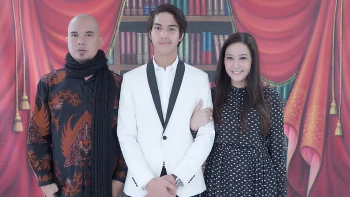 Perbandingan Pendidikan Ahmad Dhani dengan Maia Estianty yang Kini Sedang Bersitegang Perbandingan Pendidikan Ahmad Dhani dengan Maia Estianty yang Kini Sedang Bersitegang