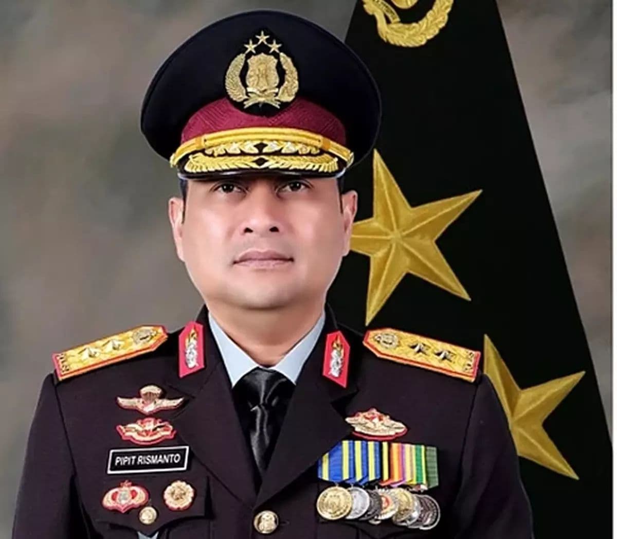 Profil Irjen Pipit Rismanto, Jenderal Reserse Kini Pimpin Polda Jabar Profil Irjen Pipit Rismanto, Jenderal Reserse Kini Pimpin Polda Jabar