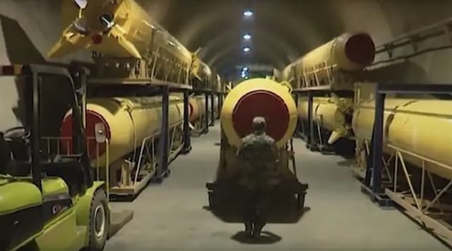 Laporan CIA Ungkap Iran Masih Punya 70 Rudal, Bisa Tahan Blokade AS Berbulan-bulan Laporan CIA Ungkap Iran Masih Punya 70 Rudal, Bisa Tahan Blokade AS Berbulan-bulan