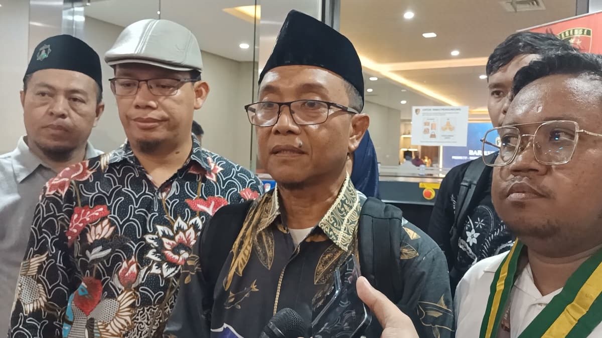 Aliansi Ormas Islam Laporkan Ade Armando Cs, Siap Hadirkan Ahli Aliansi Ormas Islam Laporkan Ade Armando Cs, Siap Hadirkan Ahli