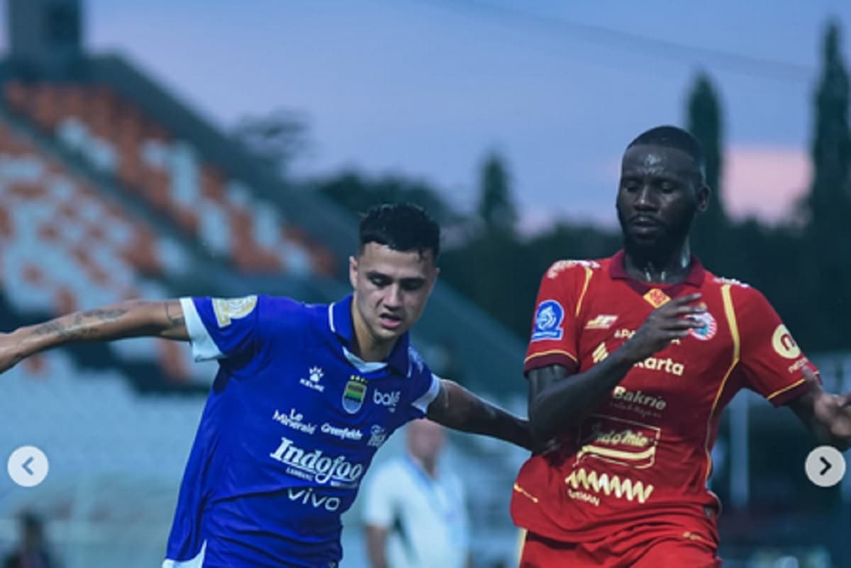 Bahagianya Eliano Reijnders Antar Persib Bandung Menang atas Persija Jakarta: Derby Ini Milik Kita! Bahagianya Eliano Reijnders Antar Persib Bandung Menang atas Persija Jakarta: Derby Ini Milik Kita!
