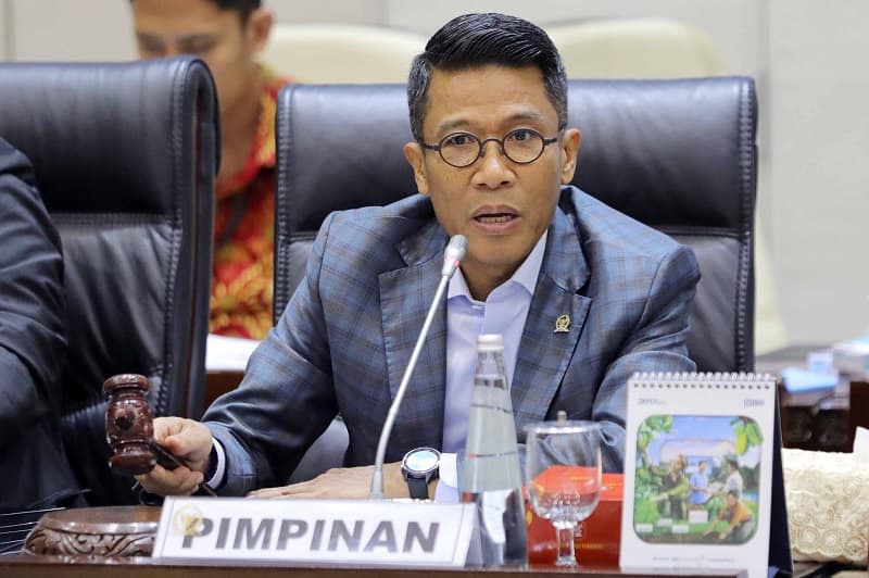 Cerita Misbakhun Pertanyakan Fitch dan Moody's Turunkan Outlook RI Usai Purbaya Jadi Menkeu Cerita Misbakhun Pertanyakan Fitch dan Moody's Turunkan Outlook RI Usai Purbaya Jadi Menkeu