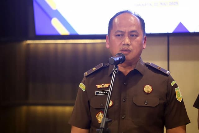 Kejagung Cek Penggunaan Gelang Deteksi untuk Nadiem saat Jalani Tahanan Rumah Kejagung Cek Penggunaan Gelang Deteksi untuk Nadiem saat Jalani Tahanan Rumah