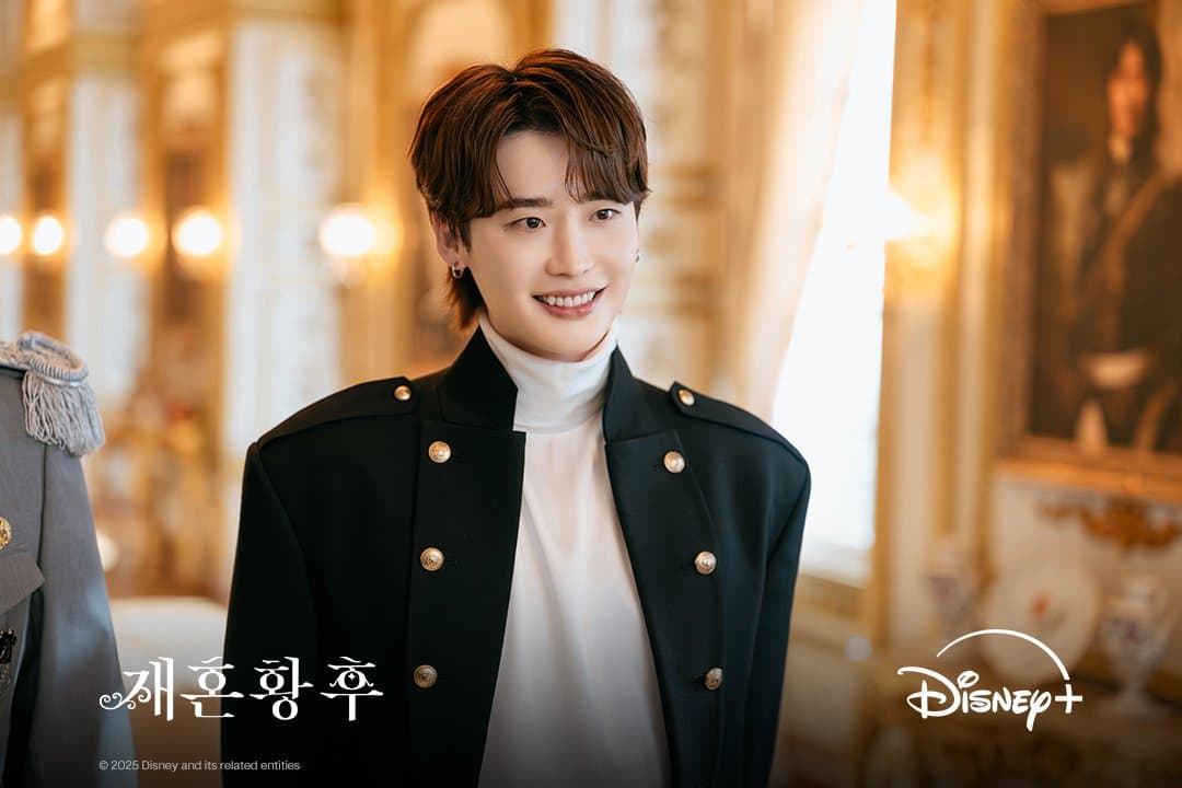 Lee Jong Suk Digaet Bintangi Drama Baru Sutradara Big Mouth Lee Jong Suk Digaet Bintangi Drama Baru Sutradara Big Mouth
