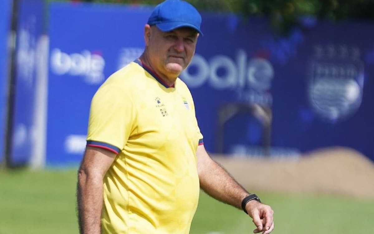 Persib Bandung Tak Pernah Menang Lawan PSM Makassar di 3 Laga Tandang Terakhir, Tanpa Bojan Hodak! Persib Bandung Tak Pernah Menang Lawan PSM Makassar di 3 Laga Tandang Terakhir, Tanpa Bojan Hodak!
