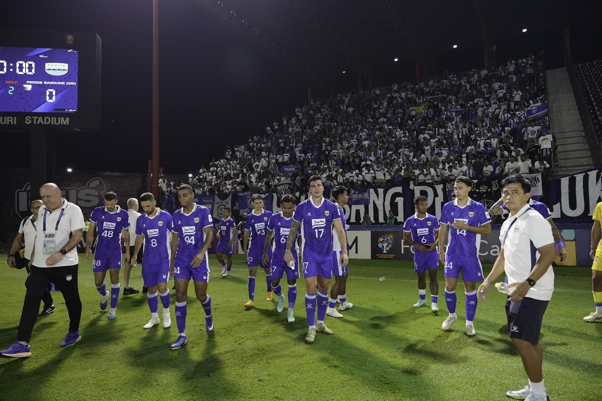 AFC Hukum Persib Bandung: Denda Rp3,4 Miliar plus Laga Tanpa Penonton! AFC Hukum Persib Bandung: Denda Rp3,4 Miliar plus Laga Tanpa Penonton!