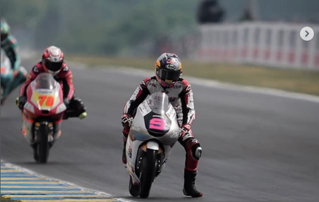 Pembalap Indonesia Veda Ega Pratama Menggila di Moto3 Catalunya 2026? Pembalap Indonesia Veda Ega Pratama Menggila di Moto3 Catalunya 2026?